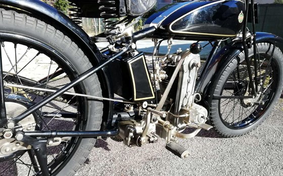 Gebrauchtmotorrad Benelli TnT 125 - Bild 1