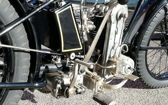 Gebrauchtmotorrad Benelli TnT 125 - Bild 2