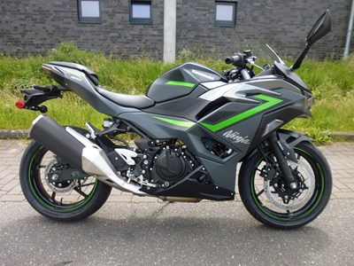 Ninja 500 SE