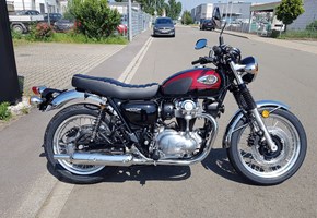 Kawasaki W800