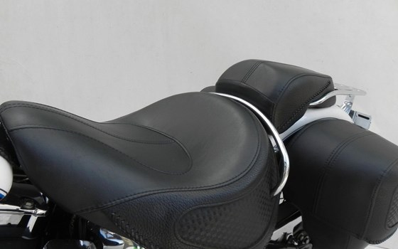 Gebrauchtmotorrad Harley-Davidson Softail Deluxe FLSTN - Bild 12