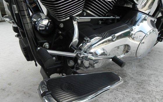 Gebrauchtmotorrad Harley-Davidson Softail Deluxe FLSTN - Bild 13