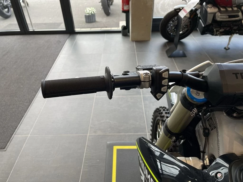 Angebot Triumph TF 250-X Bild 7: Angebot Triumph TF 250-X