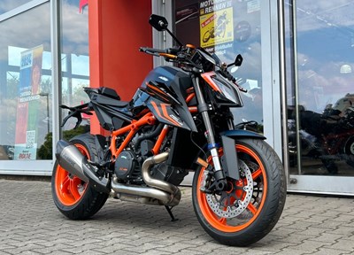 NEUFAHRZEUG KTM 1290 Super Duke R EVO