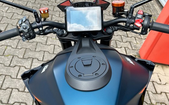 Neufahrzeug KTM 1290 Super Duke R EVO - Bild 7