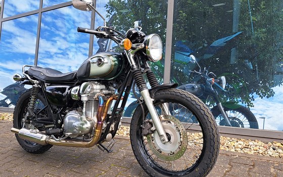 Gebrauchtmotorrad Kawasaki W800 - Bild 1