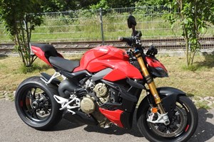 Angebot Ducati Streetfighter V4 S