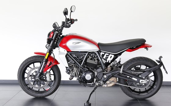 Gebrauchtmotorrad Ducati Scrambler Icon - Bild 3