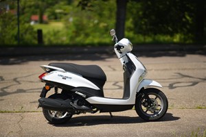 Angebot Yamaha D'elight