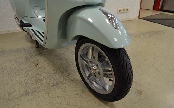 Neufahrzeug Vespa Primavera 50 4T - Bild 16