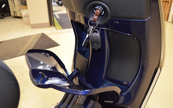 Neufahrzeug Vespa Primavera 125 - Bild 17