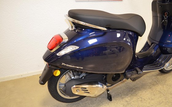 Neufahrzeug Vespa Primavera 125 - Bild 15