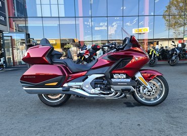 Gebrauchtmotorrad Honda GL 1800 Goldwing Tour