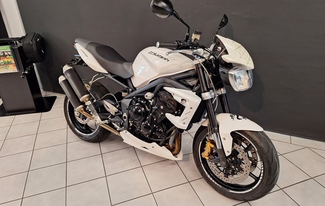 Triumph Street Triple R