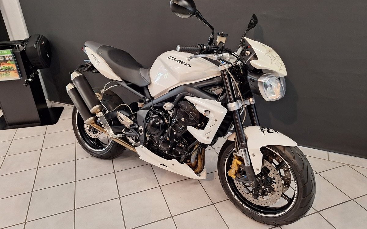 Angebot Triumph Street Triple R