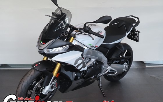 Neufahrzeug Aprilia Tuono V4 1100 - Bild 2 Neufahrzeug Aprilia Tuono V4 1100 - Bild 2