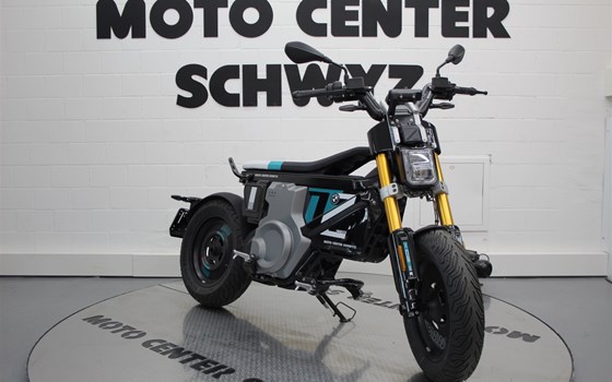 Motorrad Occasion BMW CE 02 11kW - Bild 2