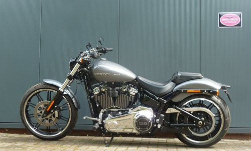 Harley-Davidson Softail Breakout 114 FXBRS