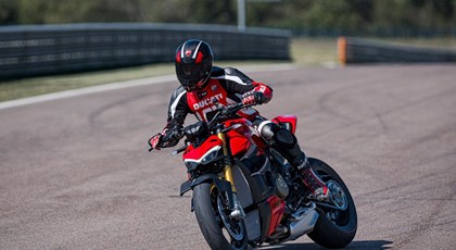 Neumotorrad Ducati Streetfighter V4 S