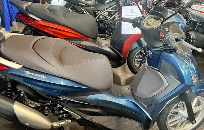 Piaggio Beverly 300 hpe