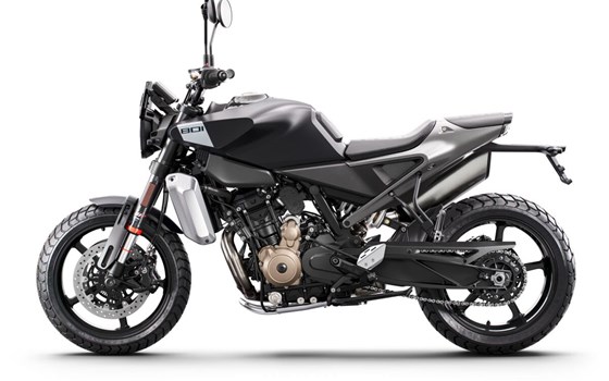 Neufahrzeug Husqvarna Svartpilen 801 - Bild 3