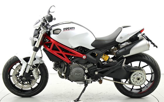 Motorrad Occasion Ducati Monster 796 - Bild 5