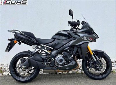 GSX-S1000GX