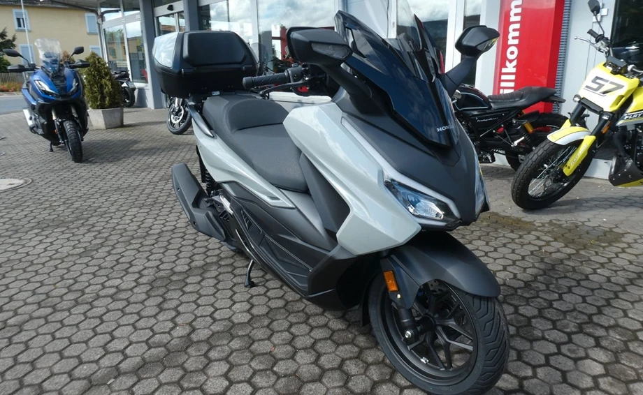 Angebot Honda Forza 125 Bild 1: Angebot Honda Forza 125