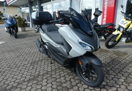 Neumotorrad Honda Forza 125