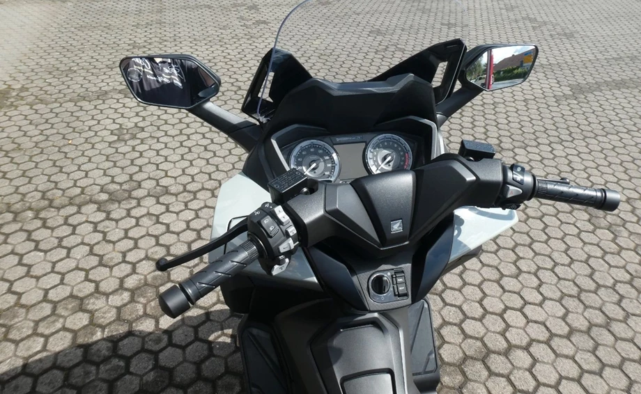 Angebot Honda Forza 125 Bild 10: Angebot Honda Forza 125