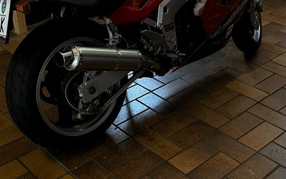 Gebrauchtmotorrad Kawasaki ZXR 750 R - Bild 10