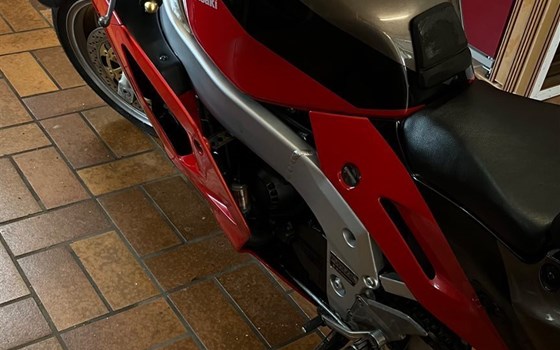 Gebrauchtmotorrad Kawasaki ZXR 750 R - Bild 6