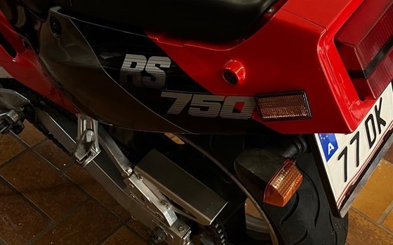 Gebrauchtmotorrad Kawasaki ZXR 750 R - Bild 7