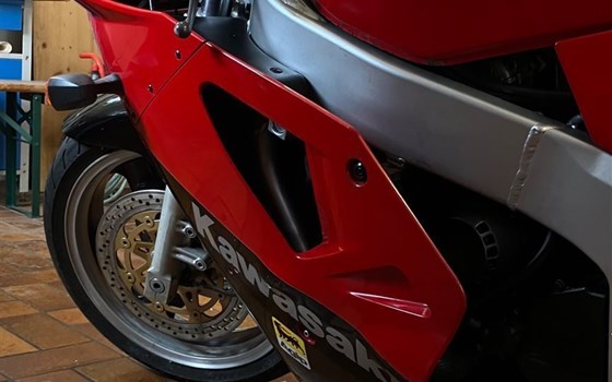 Gebrauchtmotorrad Kawasaki ZXR 750 R - Bild 8