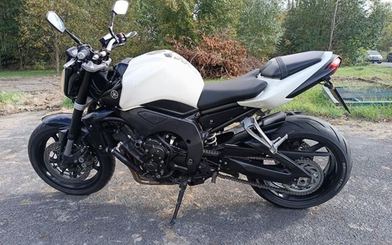 Gebrauchtmotorrad Yamaha FZ1 - Bild 1