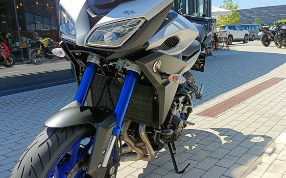 Gebrauchtmotorrad Yamaha MT-09 - Bild 6 Gebrauchtmotorrad Yamaha MT-09 - Bild 6
