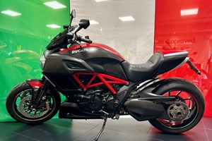 Offer Ducati Diavel Carbon