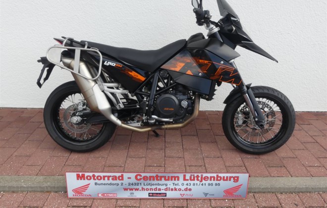 KTM 690 Supermoto