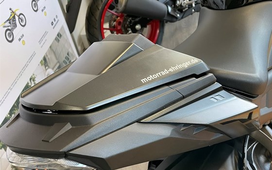 Neufahrzeug Suzuki GSX-S1000 - Bild 7
