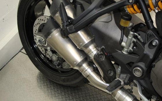 Motorrad Occasion Ducati Monster 821 - Bild 6