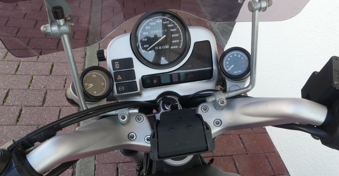 Offer BMW R 1100 R