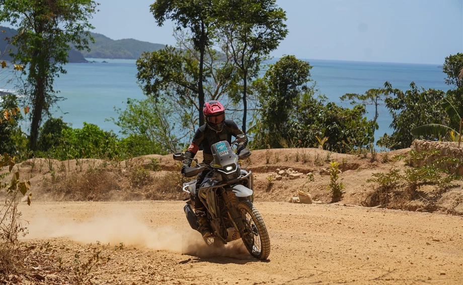 Offer CFMOTO 450MT Bild 11: Offer CFMOTO 450MT