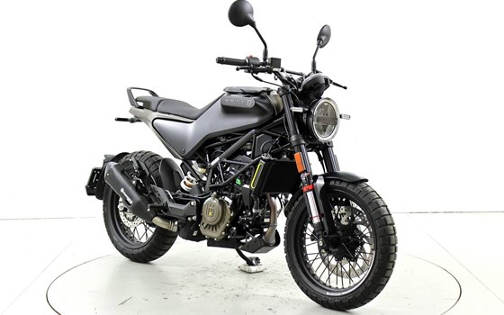 Neufahrzeug Husqvarna Svartpilen 125 - Bild 2