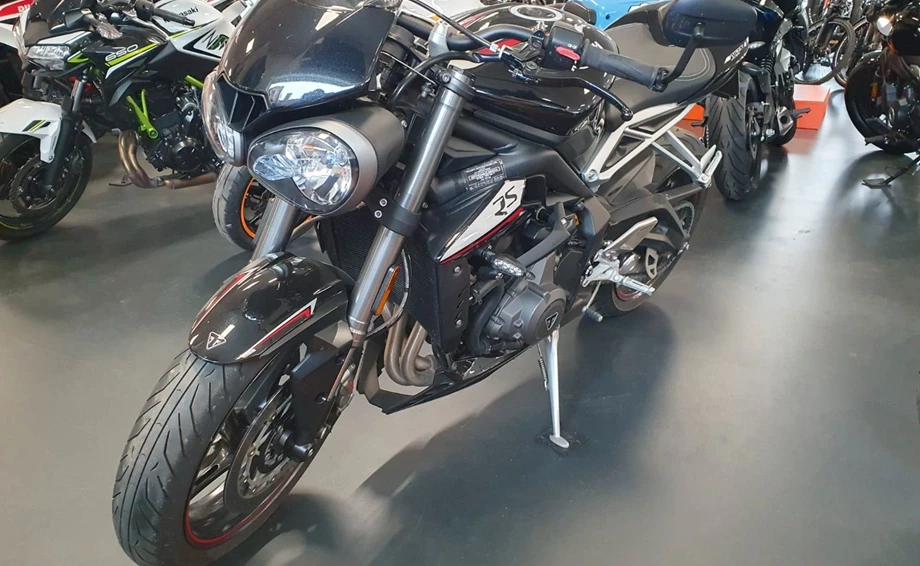 Angebot Triumph Street Triple RS Bild 1: Angebot Triumph Street Triple RS