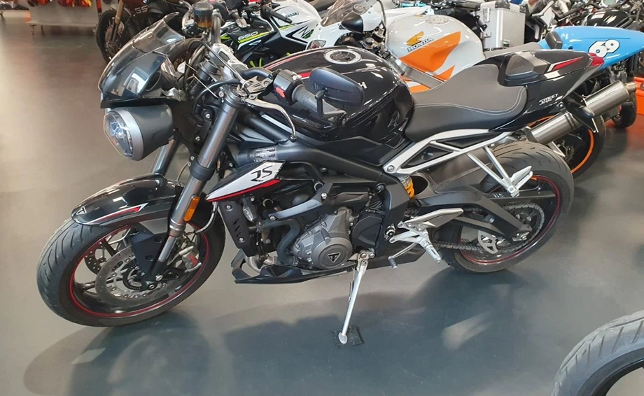 Angebot Triumph Street Triple RS Bild 3: Angebot Triumph Street Triple RS