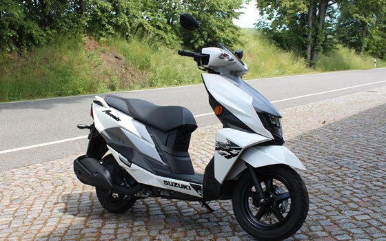 Neufahrzeug Suzuki Avenis 125 - Bild 4
