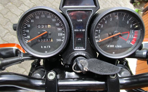 Gebrauchtmotorrad Suzuki GS 500 - Bild 10 Gebrauchtmotorrad Suzuki GS 500 - Bild 10