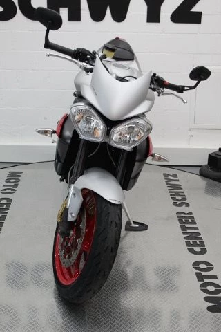Angebot Triumph Street Triple RX Bild 4: Angebot Triumph Street Triple RX