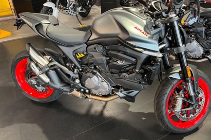 Ducati Monster +