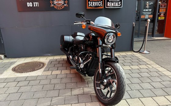 Gebrauchtmotorrad Harley-Davidson Softail Sport Glide FLSB - Bild 1 Gebrauchtmotorrad Harley-Davidson Softail Sport Glide FLSB - Bild 1
